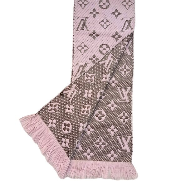 LOUIS VUITTON LV Monogram Rare Lavender Light Purple Scarf - Picture 6 of 13